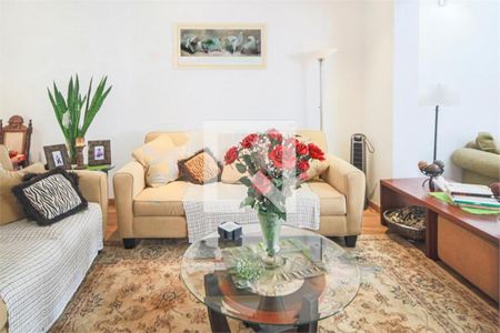 Casa à venda com 6 quartos, 450m² em Santo Amaro, São Paulo