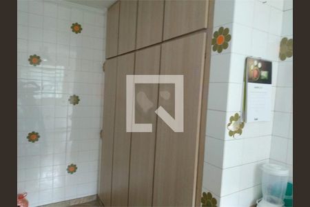Casa à venda com 3 quartos, 191m² em Vila Alexandria, São Paulo