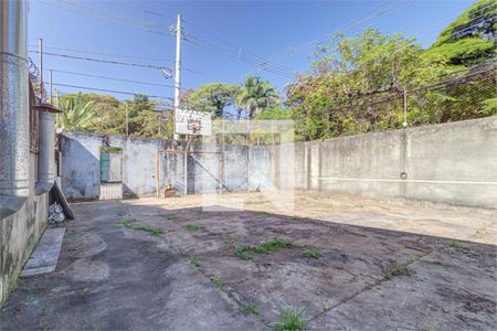 Casa à venda com 3 quartos, 334m² em Santo Amaro, São Paulo