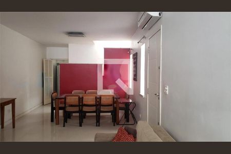 Casa à venda com 3 quartos, 149m² em Santo Amaro, São Paulo