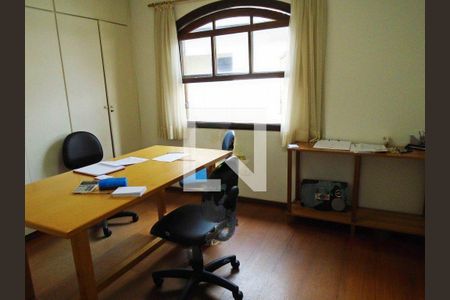 Casa à venda com 3 quartos, 160m² em Santo Amaro, São Paulo