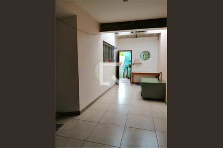 Casa à venda com 3 quartos, 260m² em Campo Belo, São Paulo