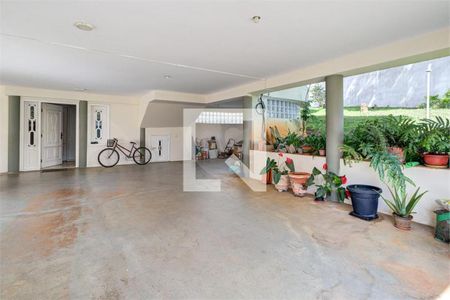 Casa à venda com 5 quartos, 672m² em Chácara Monte Alegre, São Paulo