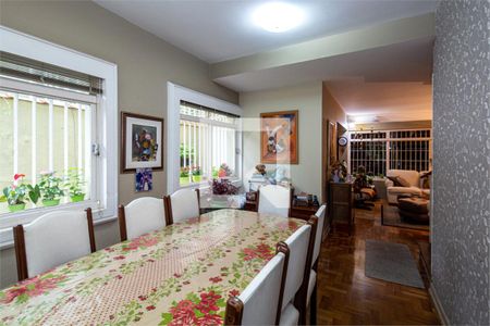 Casa à venda com 3 quartos, 164m² em Chácara Monte Alegre, São Paulo