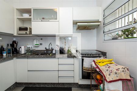 Casa à venda com 3 quartos, 164m² em Chácara Monte Alegre, São Paulo