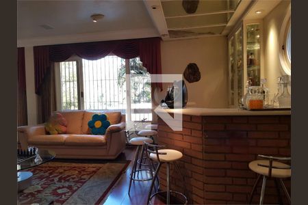 Casa à venda com 4 quartos, 528m² em Jardim Marajoara, São Paulo