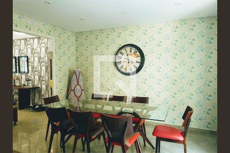 Casa à venda com 3 quartos, 200m² em Campo Belo, São Paulo