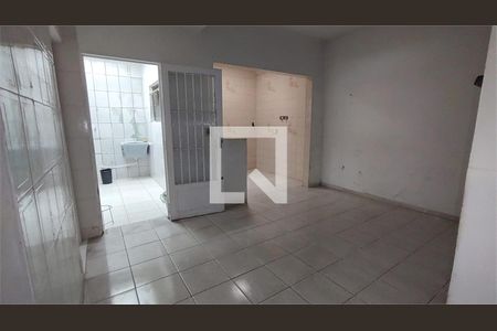 Casa à venda com 2 quartos, 160m² em Chácara Santo Antônio (Zona Sul), São Paulo