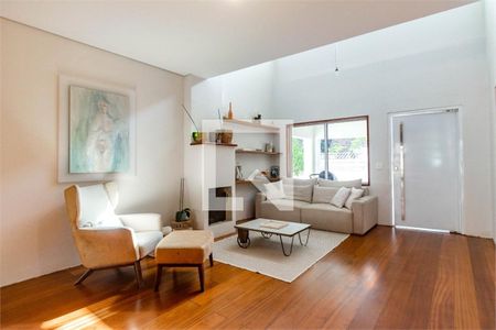 Casa à venda com 5 quartos, 292m² em Santo Amaro, São Paulo