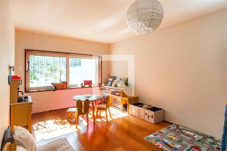 Casa à venda com 5 quartos, 292m² em Santo Amaro, São Paulo