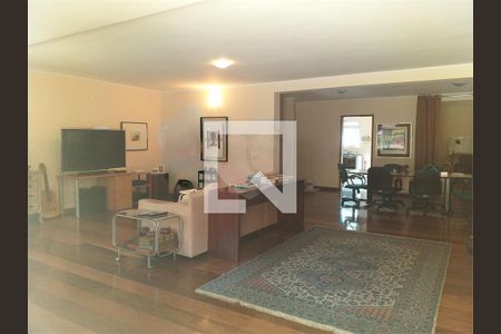 Casa à venda com 4 quartos, 420m² em Santo Amaro, São Paulo