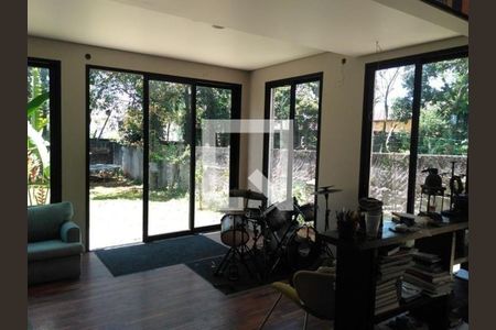 Casa à venda com 4 quartos, 510m² em Interlagos, São Paulo