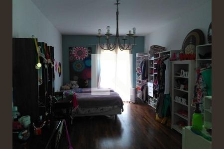 Casa à venda com 4 quartos, 510m² em Interlagos, São Paulo