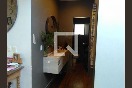 Casa à venda com 4 quartos, 510m² em Interlagos, São Paulo