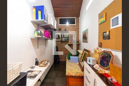 Casa à venda com 3 quartos, 133m² em Jardim Petropolis, São Paulo