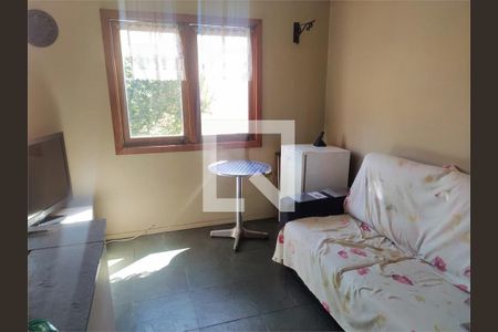 Casa à venda com 4 quartos, 500m² em Chácara Monte Alegre, São Paulo