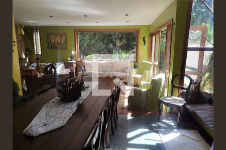 Casa à venda com 4 quartos, 500m² em Chácara Monte Alegre, São Paulo