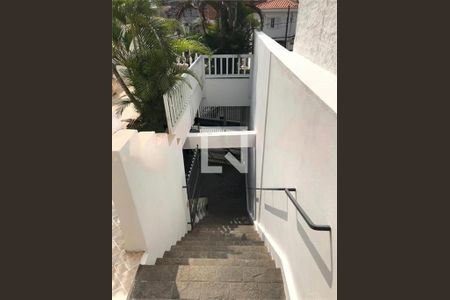 Casa à venda com 4 quartos, 236m² em Vila Campo Grande, São Paulo