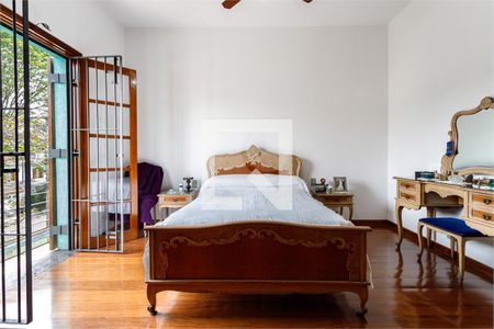 Casa à venda com 3 quartos, 225m² em Jardim Petropolis, São Paulo