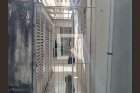 Casa à venda com 4 quartos, 212m² em Granja Julieta, São Paulo