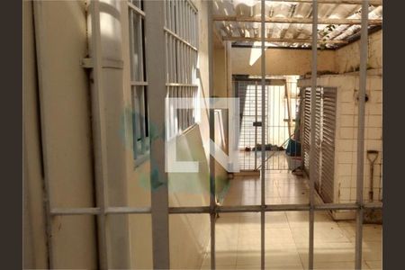 Casa à venda com 4 quartos, 212m² em Granja Julieta, São Paulo