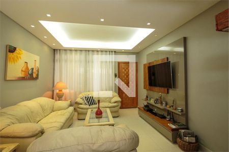 Casa à venda com 2 quartos, 108m² em Jardim Internacional, São Paulo