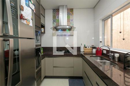 Casa à venda com 2 quartos, 108m² em Jardim Internacional, São Paulo
