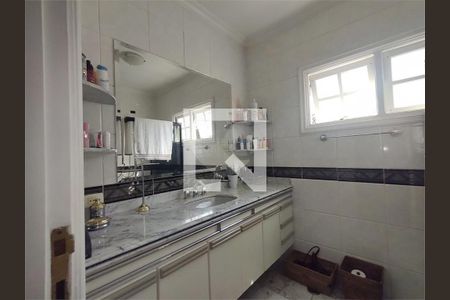 Casa à venda com 4 quartos, 488m² em Interlagos, São Paulo