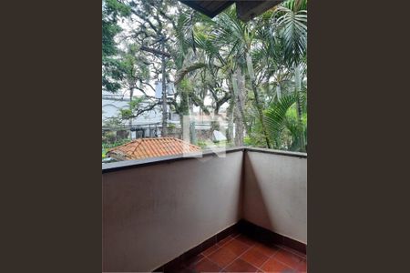 Casa à venda com 4 quartos, 450m² em Interlagos, São Paulo