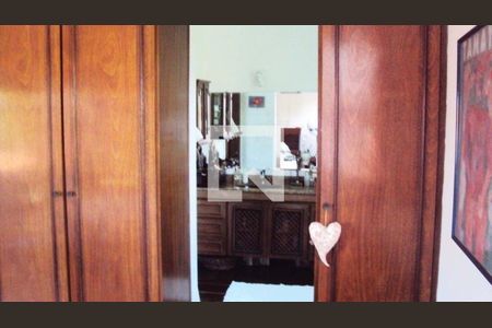 Casa à venda com 3 quartos, 250m² em Jardim Prudência, São Paulo