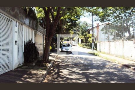 Casa à venda com 3 quartos, 250m² em Jardim Prudência, São Paulo