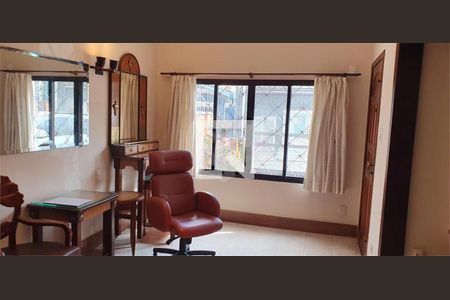Casa à venda com 4 quartos, 120m² em Indianópolis, São Paulo