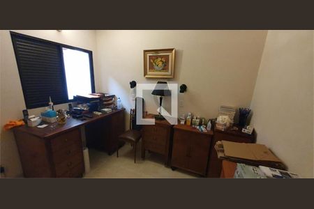 Casa à venda com 4 quartos, 120m² em Indianópolis, São Paulo