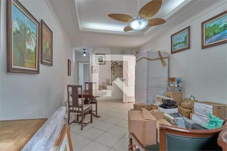 Casa à venda com 3 quartos, 157m² em Jardim Prudência, São Paulo