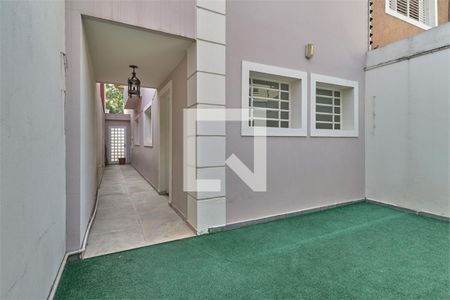 Casa à venda com 3 quartos, 157m² em Jardim Prudência, São Paulo
