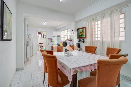 Casa à venda com 3 quartos, 157m² em Jardim Prudência, São Paulo