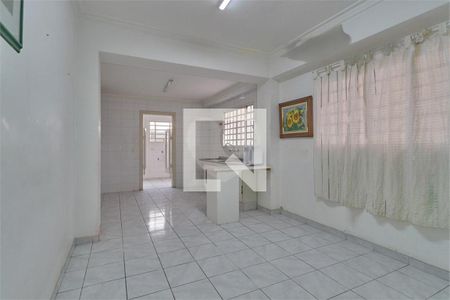 Casa à venda com 3 quartos, 157m² em Jardim Prudência, São Paulo