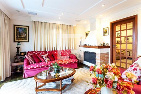 Casa à venda com 3 quartos, 305m² em Interlagos, São Paulo