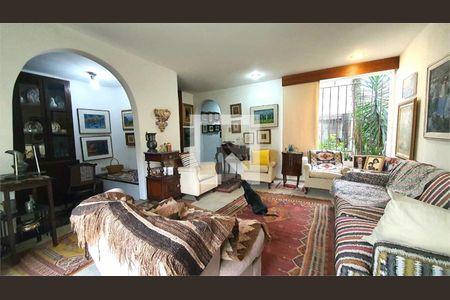 Casa à venda com 4 quartos, 433m² em Granja Julieta, São Paulo