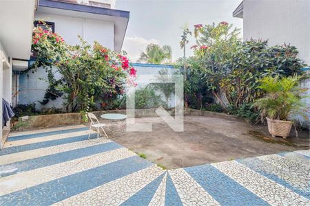 Casa à venda com 3 quartos, 239m² em Vila Nova Caledonia, São Paulo