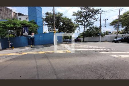 Casa à venda com 2 quartos, 125m² em Santo Amaro, São Paulo