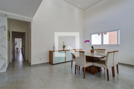 Casa à venda com 6 quartos, 450m² em Interlagos, São Paulo