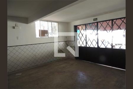 Casa à venda com 3 quartos, 252m² em Santo Amaro, São Paulo