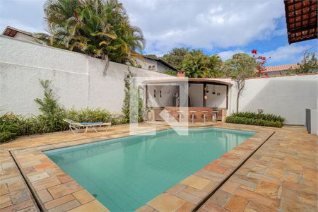 Casa à venda com 3 quartos, 450m² em Socorro, São Paulo