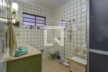 Casa à venda com 3 quartos, 204m² em Vila Cordeiro, São Paulo