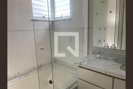 Casa à venda com 4 quartos, 187m² em Chácara Monte Alegre, São Paulo