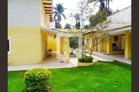 Casa à venda com 5 quartos, 400m² em Interlagos, São Paulo