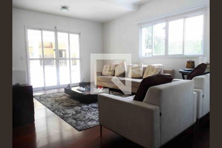 Casa à venda com 5 quartos, 400m² em Interlagos, São Paulo