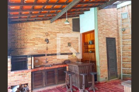 Casa à venda com 4 quartos, 514m² em Jardim dos Estados, São Paulo