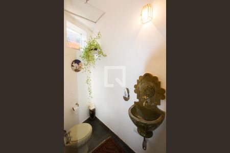 Sala de casa à venda com 6 quartos, 500m² em Chácara Monte Alegre, São Paulo